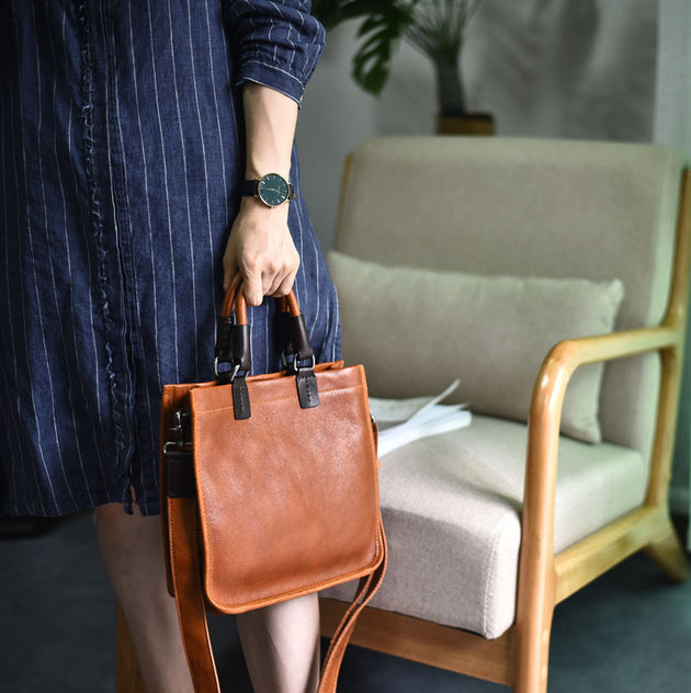 Large Square Leather Handbag/Shoulder/Messenger Bag - Shoppers Haven  - Handbag & Clutch     