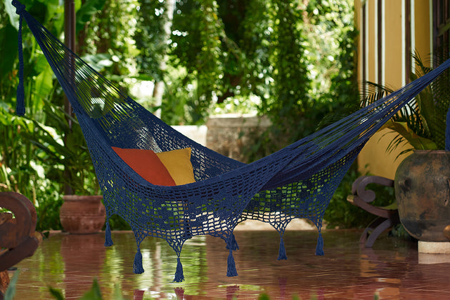 Outdoor undercover cotton Mayan Legacy hammock with hand crocheted tassels King Size Blue - Shoppers Haven  - Home & Garden > Hammocks     